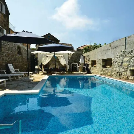 Vacation House Kontrada *