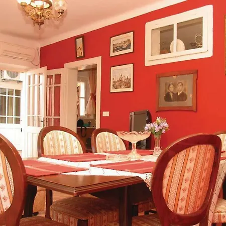 Vacation House Kontrada Komaji