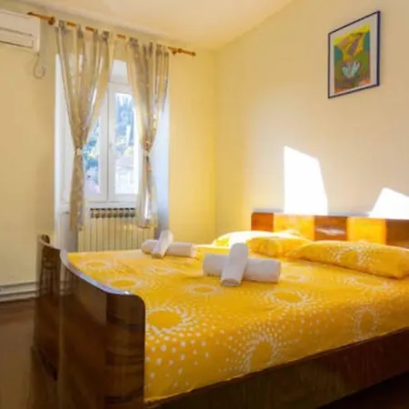 Vacation House Kontrada Komaji