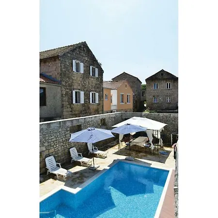 Vacation House Kontrada
