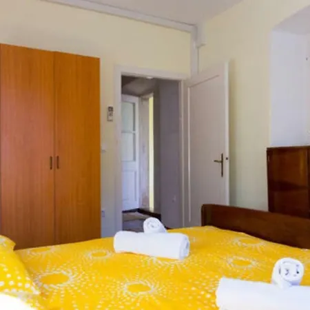 Vacation House Kontrada Feriehus Komaji